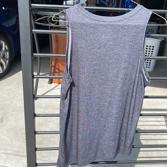 Nike DriFit Girls XL Tank Top - Picture 5 of 5